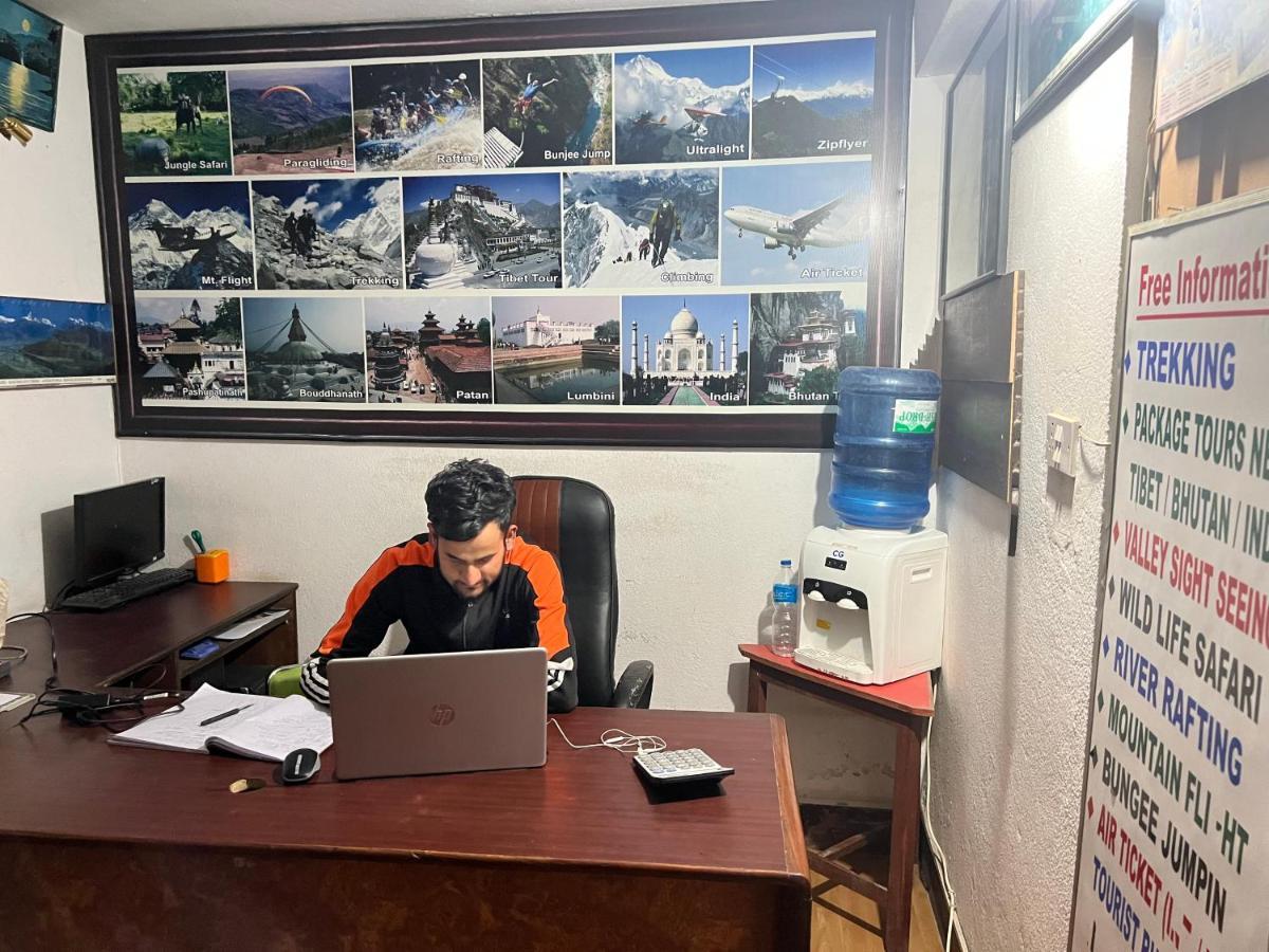 Holy Land Hotel Nepal Катманду Екстер'єр фото