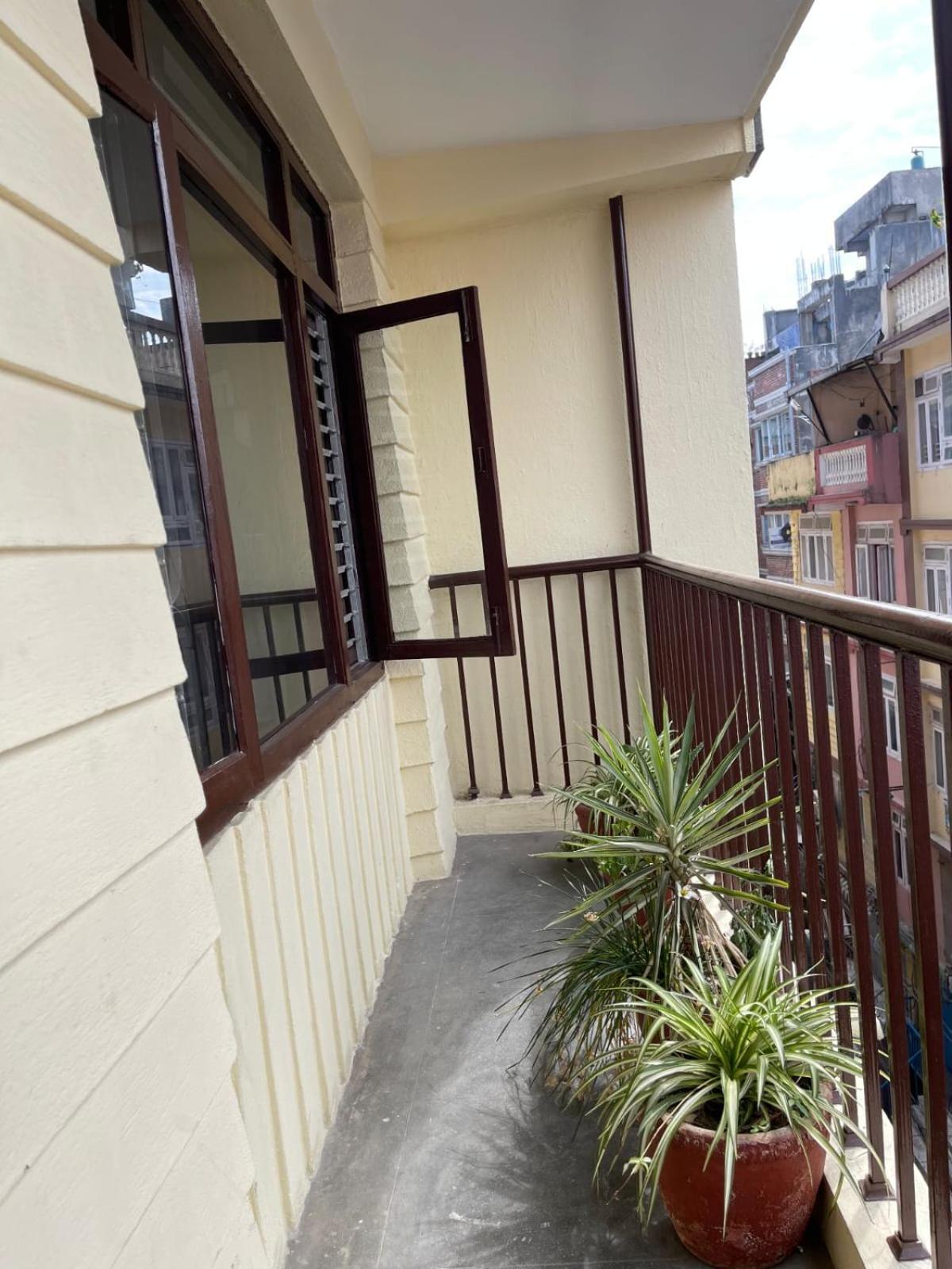 Holy Land Hotel Nepal Катманду Екстер'єр фото